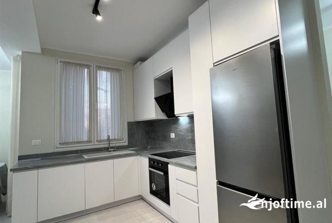 Shtepi me qera 2+1 ne Tirane - 750 Euro