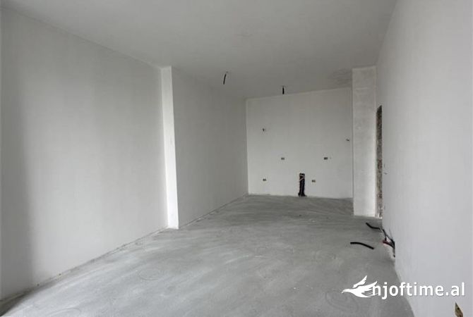 Shtepi ne shitje 1+1 ne Tirane - 185,760 Euro