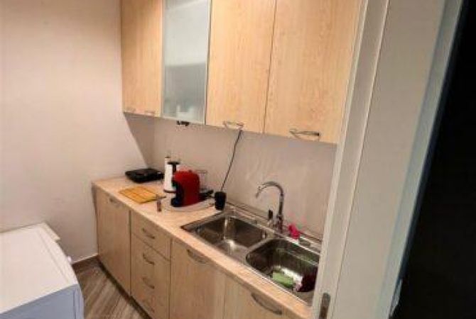 Ambient biznesi me qera 3+1 ne Tirane - 850 Euro