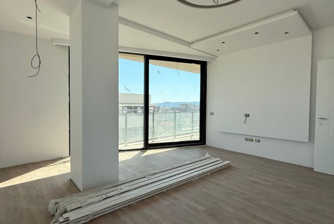 Shtepi ne shitje Apartament ne Tirane, 3+1, Mobilimi Bosh, pa mobiluar, Pagesa 320,000  Euro.