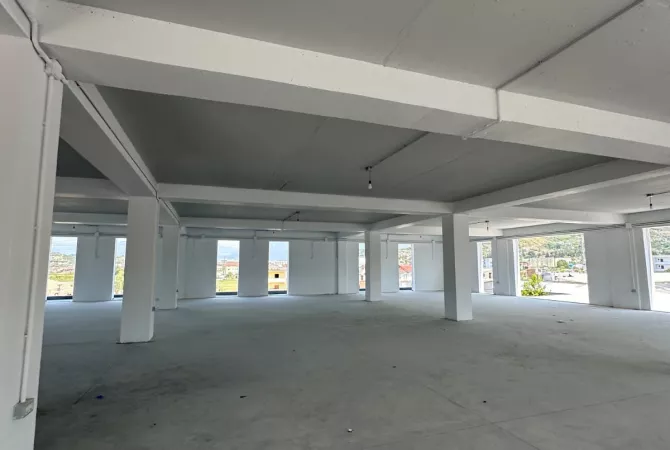 PRUSH KAPANON ME QIRA