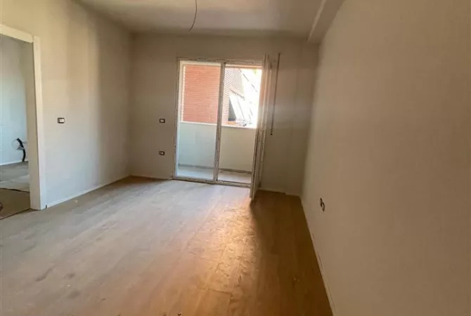 Shtepi ne shitje 1+1 ne Tirane - 96,000 Euro