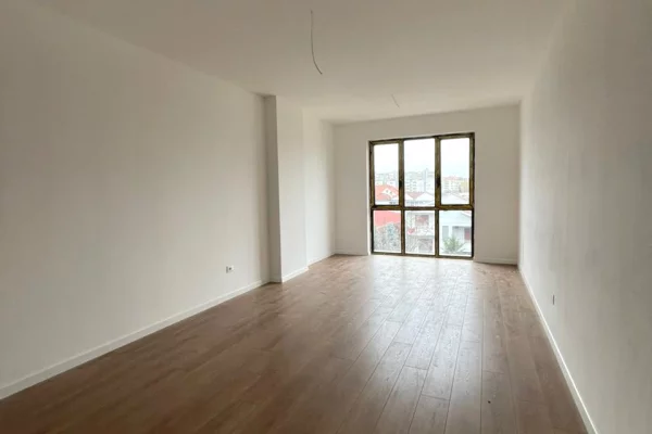Apartment for sale in Tirana 2+1, Emty