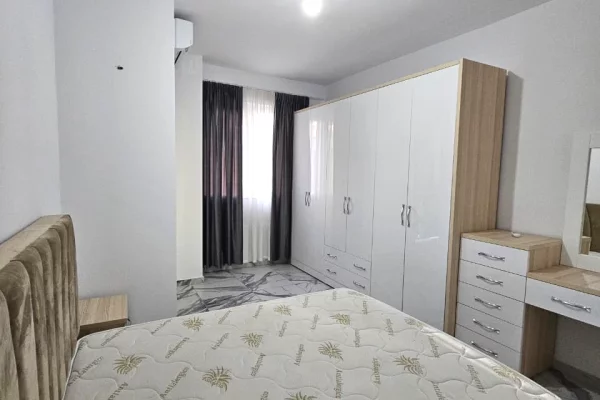 Shtepi me qera Apartament ne Tirane, 2+1, Mobilimi E mobiluar, Pagesa 500  Euro.