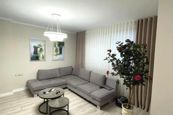 Casa in affitto 1+1 a Tirana - 899 Euro