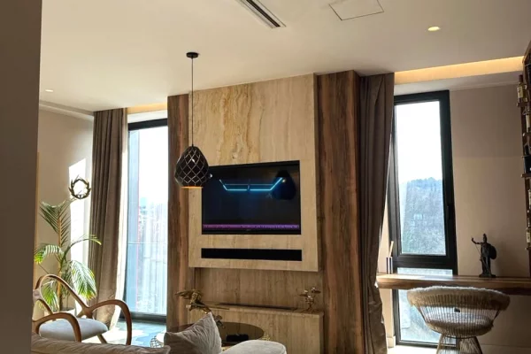 Shtepi me qera Apartament ne Tirane, 1+1, Mobilimi E mobiluar, Pagesa 1,299  Euro.