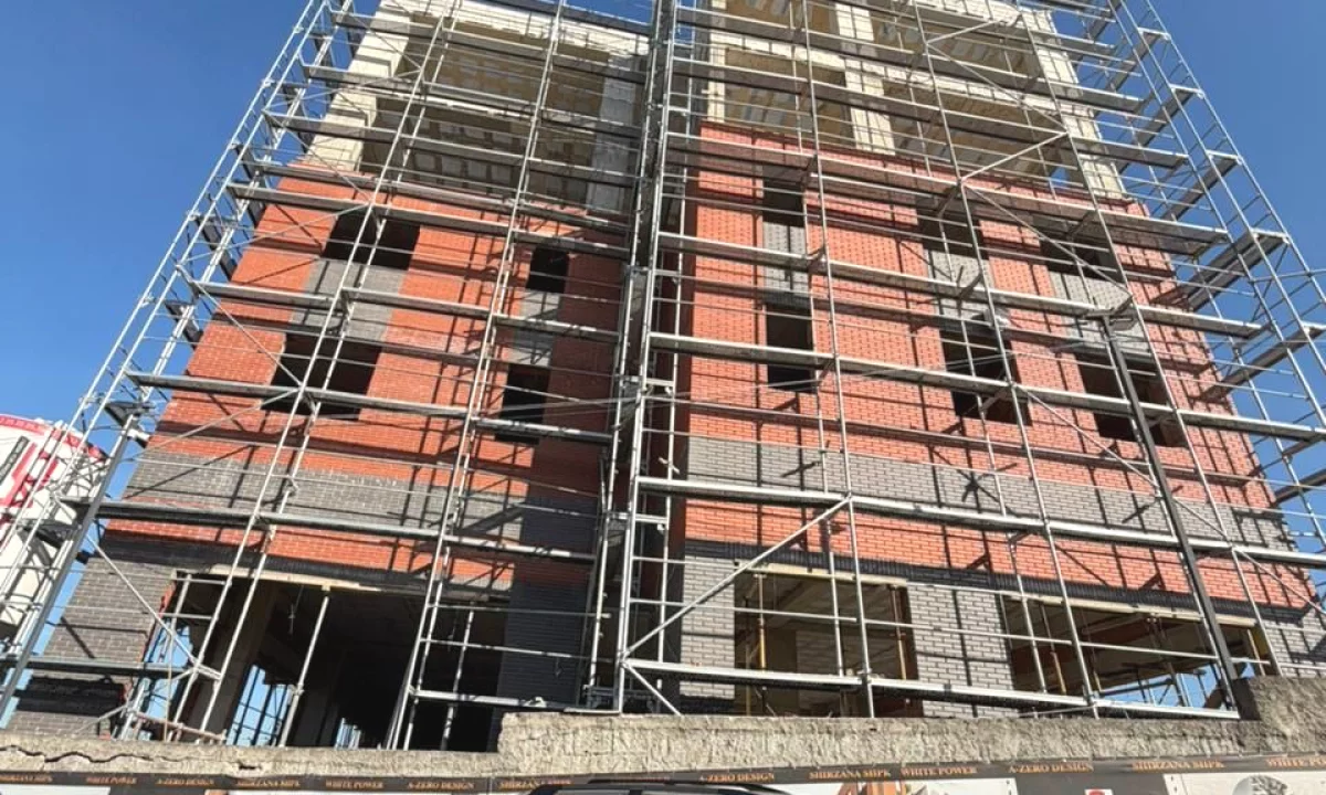 Shtepi ne shitje Apartament ne Tirane, 1+1, Mobilimi Bosh, pa mobiluar, Pagesa 58,900  Euro.