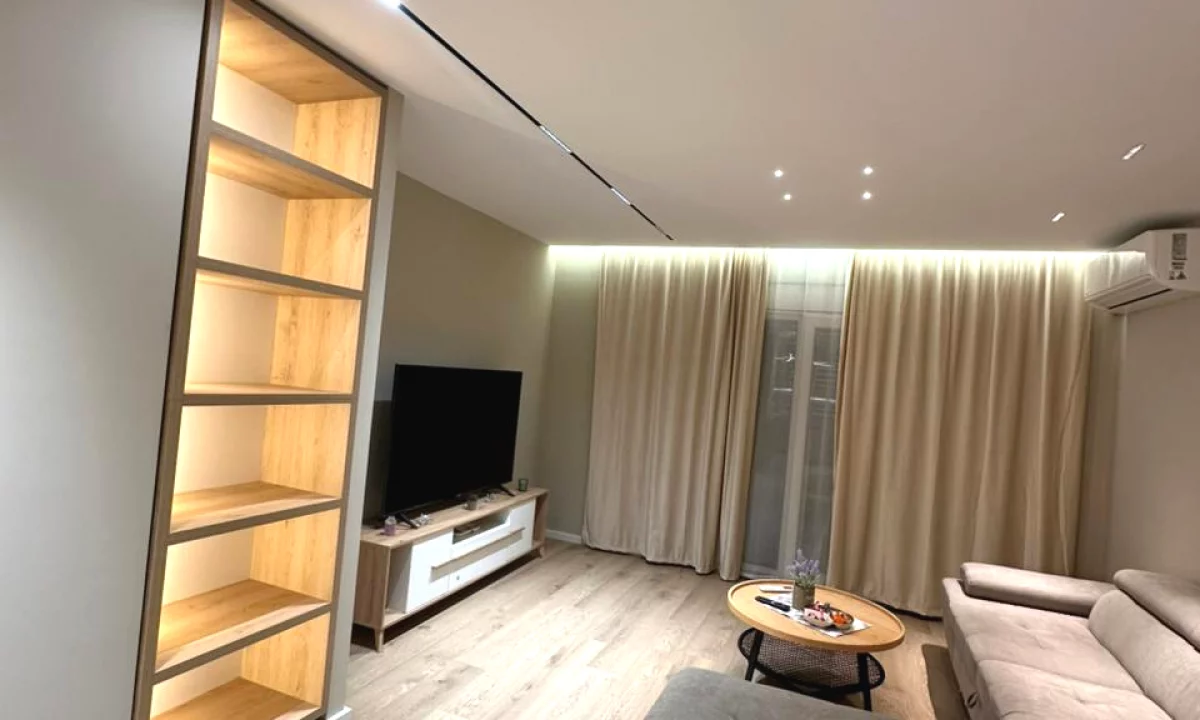 Shtepi me qera Apartament ne Tirane, 2+1, Mobilimi E mobiluar, Pagesa 650  Euro.