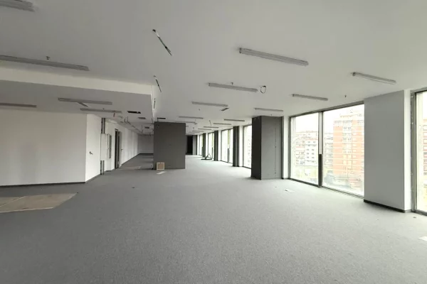 Ambient biznesi me qera 3+1 ne Tirane - 37,675 Euro