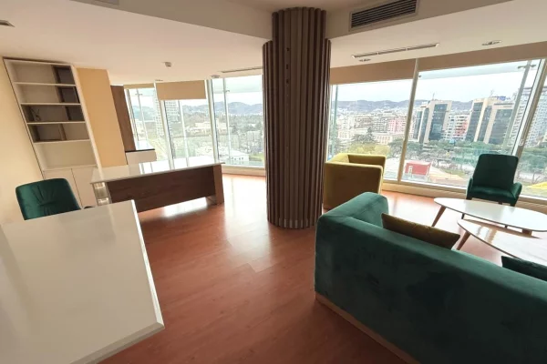 Ambient biznesi me qera 3+1 ne Tirane - 1,200 Euro