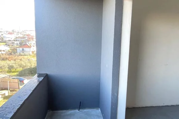 Apartment for sale in Tirana 1+1, Emty