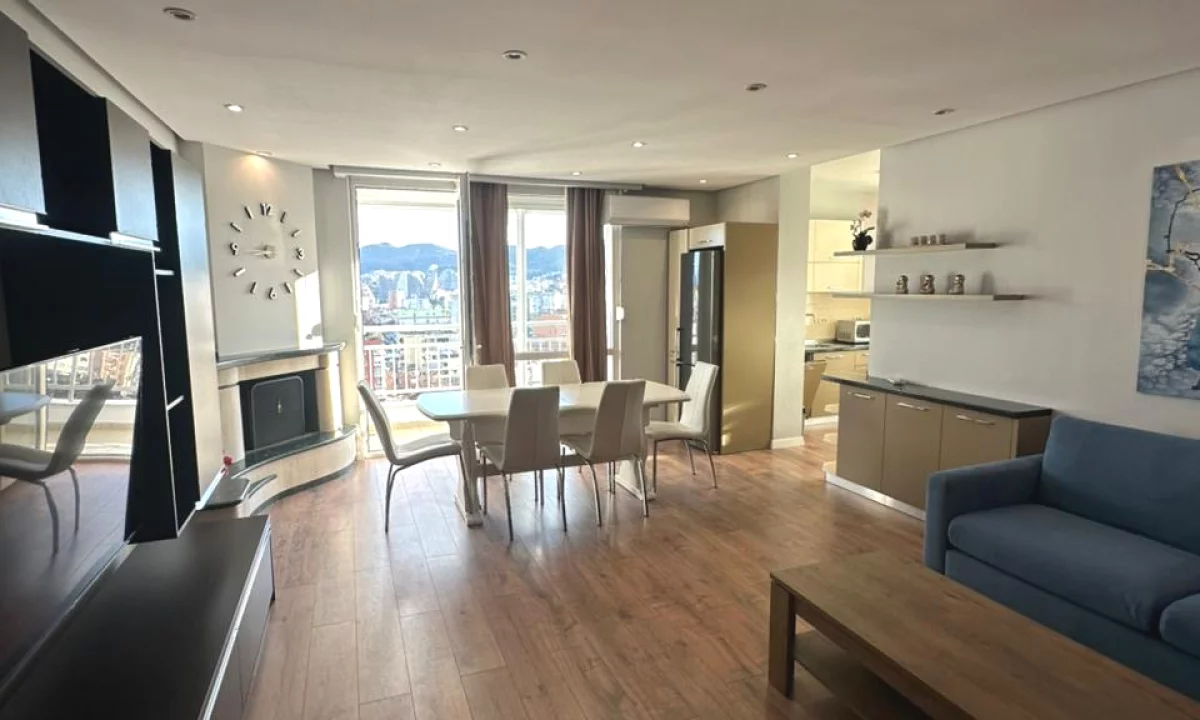 Shtepi me qera Apartament ne Tirane, 2+1, Mobilimi E mobiluar, Pagesa 1,000  Euro.