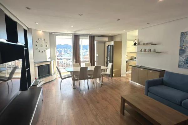 Shtepi me qera 2+1 ne Tirane - 1,000 Euro