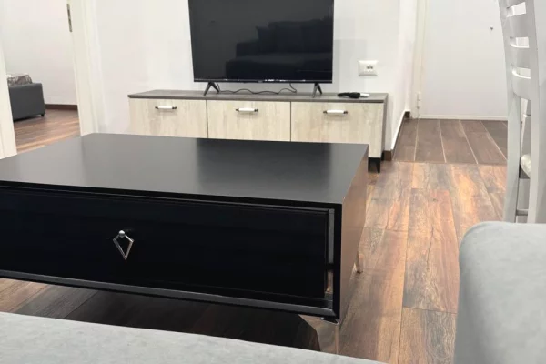 Shtepi me qera 1+1 ne Tirane - 350 Euro