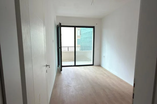 Shtepi ne shitje 1+1 ne Tirane - 182,500 Euro