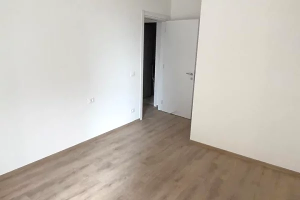 Apartment for sale in Tirana 2+1, Emty