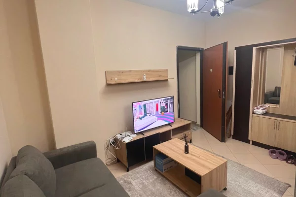 Shtepi ne shitje Apartament ne Tirane, 1+1, Mobilimi Bosh, pa mobiluar, Pagesa 122,000  Euro.