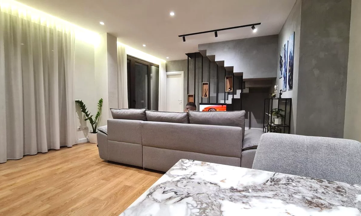 Duplex (2 storey house) for rent in Tirana 2+1, Furnished