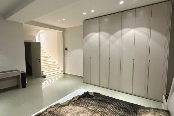 Luxury villas for rent in Tirana 4+1, Furnished