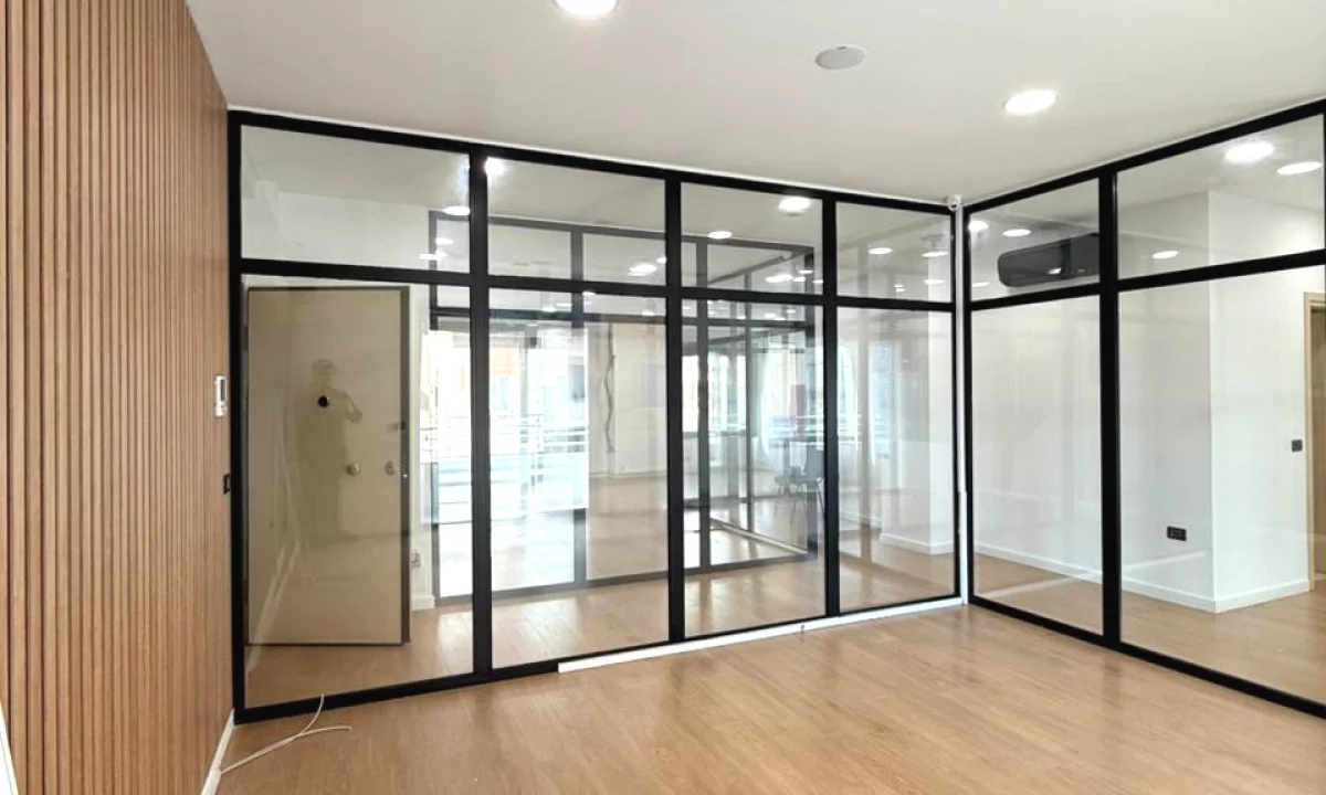 AMBIENT ME QIRA PER ZYRE TE KOMPLEKSI DELIJORGJI 