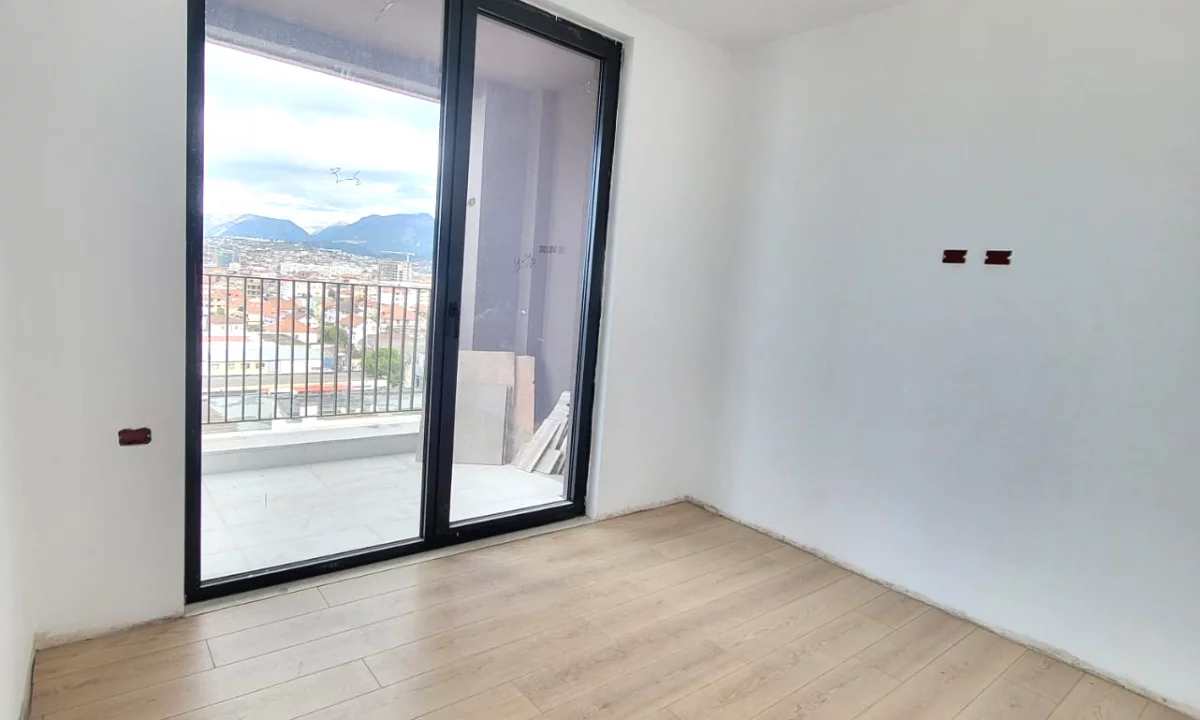 Apartment for sale in Tirana 1+1, Emty