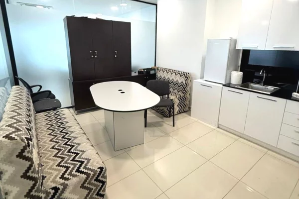 AMBIENT PER ZYRE ME QIRA TE DELIJORGJI 