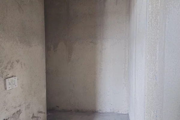 Appartamento in vendita a Tirana 2+1, Vuoto