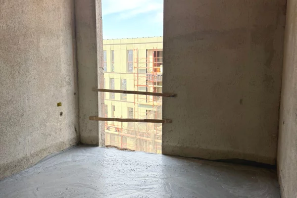 Shtepi ne shitje Apartament ne Tirane, 2+1, Mobilimi Bosh, pa mobiluar, Pagesa 176,035  Euro.