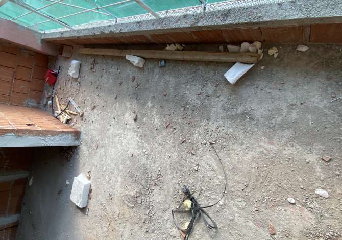 Shtepi ne shitje Apartament ne Tirane, 1+1, Mobilimi Bosh, pa mobiluar, Pagesa 112,100  Euro.