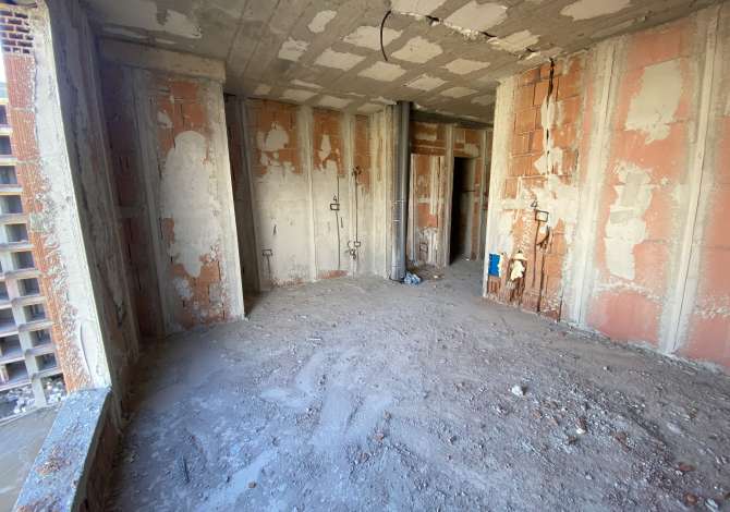 Shtepi ne shitje Apartament ne Tirane, 1+1, Mobilimi Bosh, pa mobiluar, Pagesa 86,250  Euro.