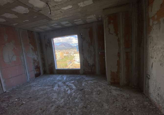 Shtepi ne shitje Apartament ne Tirane, 1+1, Mobilimi Bosh, pa mobiluar, Pagesa 86,250  Euro.