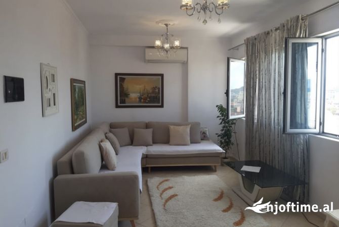 Shtepi me qera 2+1 ne Tirane - 600 Euro