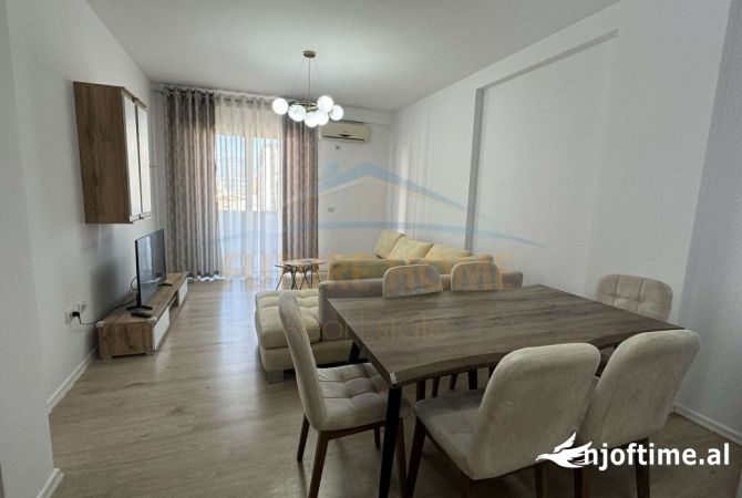 Shtepi me qera 2+1 ne Tirane - 500 Euro
