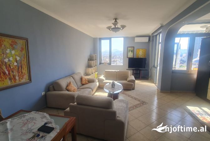 Shtepi me qera 2+1 ne Tirane - 1,100 Euro