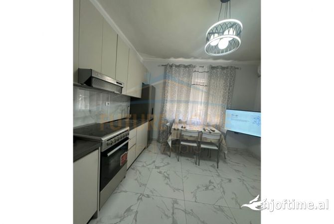 Shtepi me qera 1+1 ne Tirane - 520 Euro