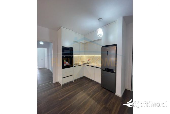 Shtepi me qera 2+1 ne Tirane - 550 Euro