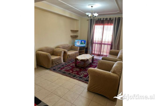 Shtepi me qera 1+1 ne Tirane - 500 Euro