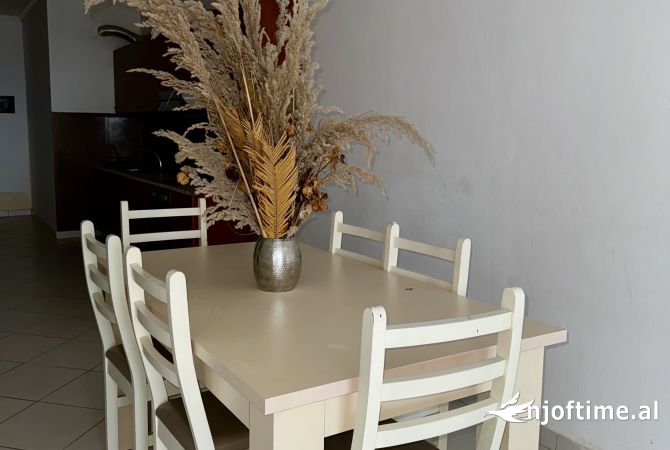 Shtepi me qera 2+1 ne Vlore - 35,000 Leke