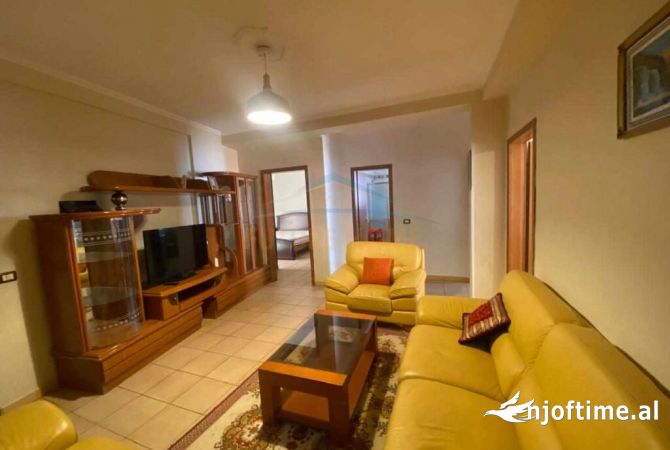 Shtepi me qera 2+1 ne Tirane - 600 Euro