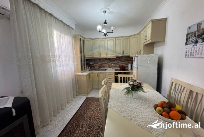Shtepi me qera 1+1 ne Tirane - 350 Euro