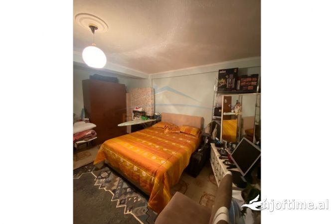 Shtepi ne shitje 3+1 ne Tirane - 175,000 Euro