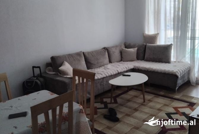 Shtepi me qera 2+1 ne Tirane - 500 Euro
