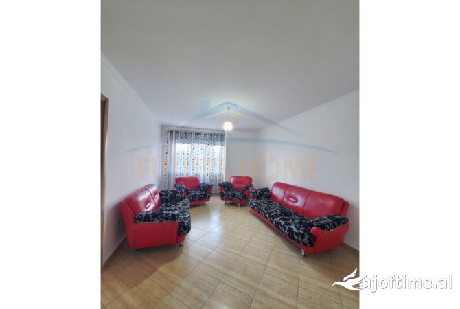 Shtepi ne shitje Apartament ne Tirane, 1+1, Mobilimi Bosh, pa mobiluar, Pagesa 92,000  Euro.