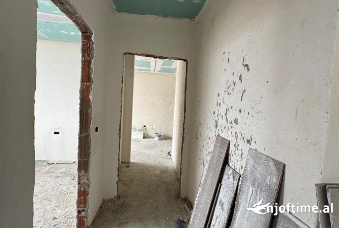Shtepi ne shitje 2+1 ne Tirane - 250,000 Euro