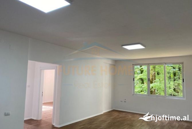 Ambient biznesi me qera 3+1 ne Tirane - 750 Euro