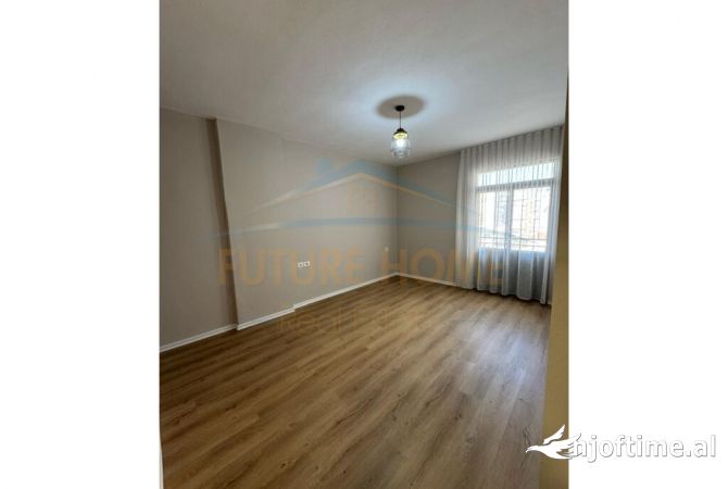 Shtepi ne shitje 1+1 ne Tirane - 106,000 Euro