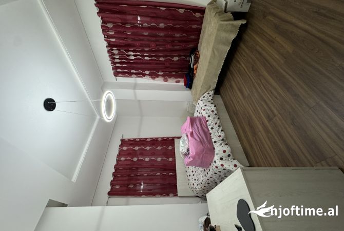 Shtepi ne shitje 1+1 ne Tirane - 82,000 Euro