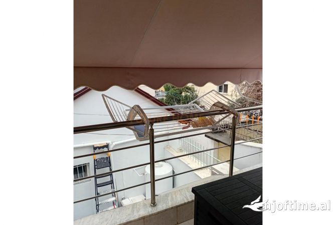 Shtepi me qera Apartament ne Tirane, 2+1, Mobilimi E mobiluar, Pagesa 600  Euro.