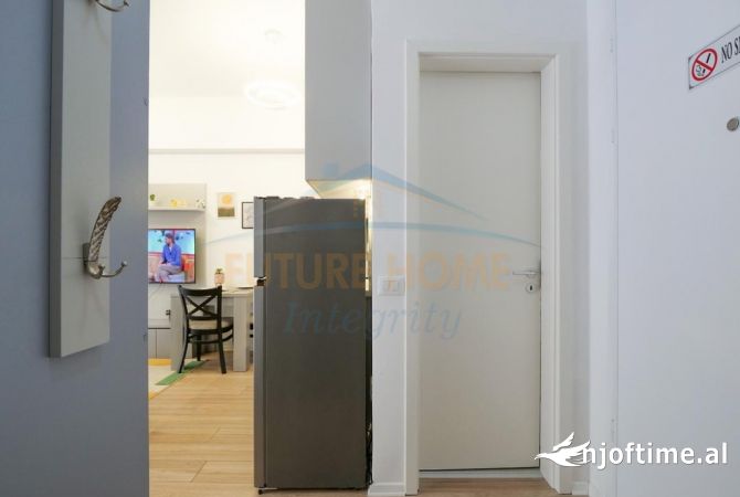 Shtepi ne shitje Apartament ne Tirane, Garsoniere, Mobilimi E mobiluar, Pagesa 72,000  Euro.