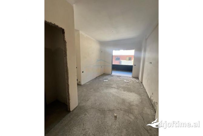 Shtepi ne shitje 2+1 ne Tirane - 205,000 Euro